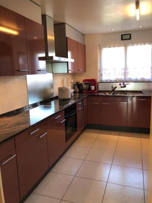 UtzenstorfBeautiful House With Free Parking On Premise别墅 外观 照片